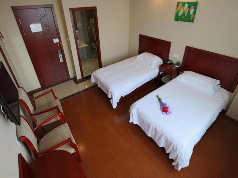 Greentree Inn Shanghai Pudong Airport Huaxia East Road Railway Station Shell Hotel Exteriör bild